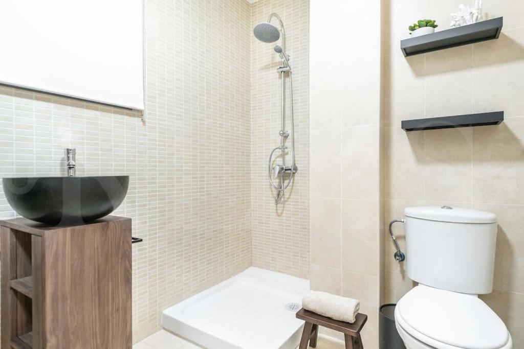 Chic Intimate In The Heart Of By Rems Apartamento