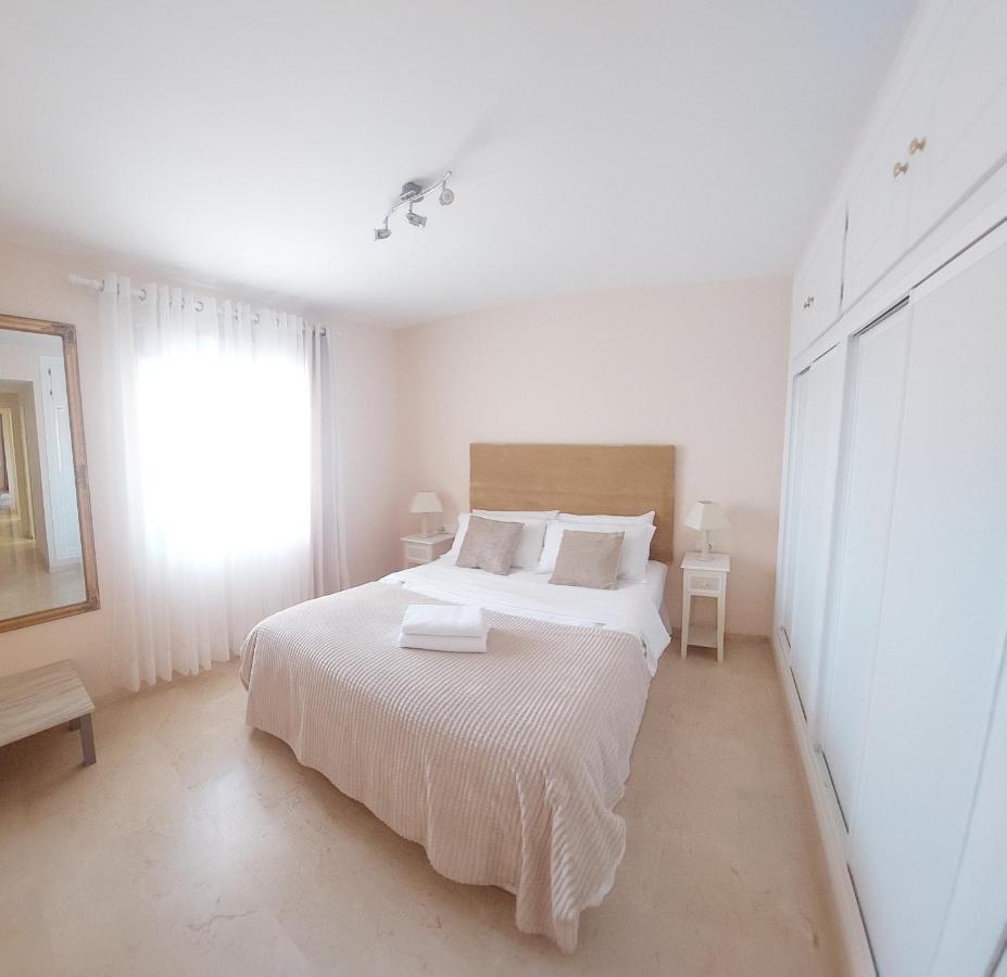 Apartamento Luxurious 2 Bedroom 2 Bathroom Near