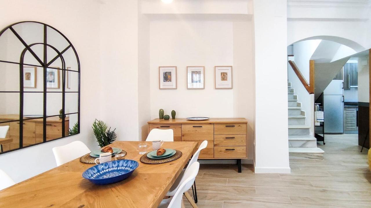 Apartment House Near Plaza De Los Capuchinos By Sharingco Malaga