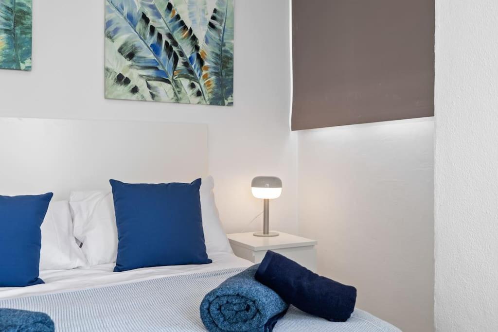 Sea View At Wyndhams Complex Apartment Malaga