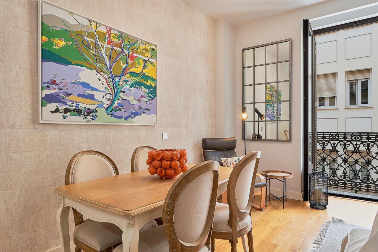 Sebastian Souviron In By Solaga Homes Apartamento *