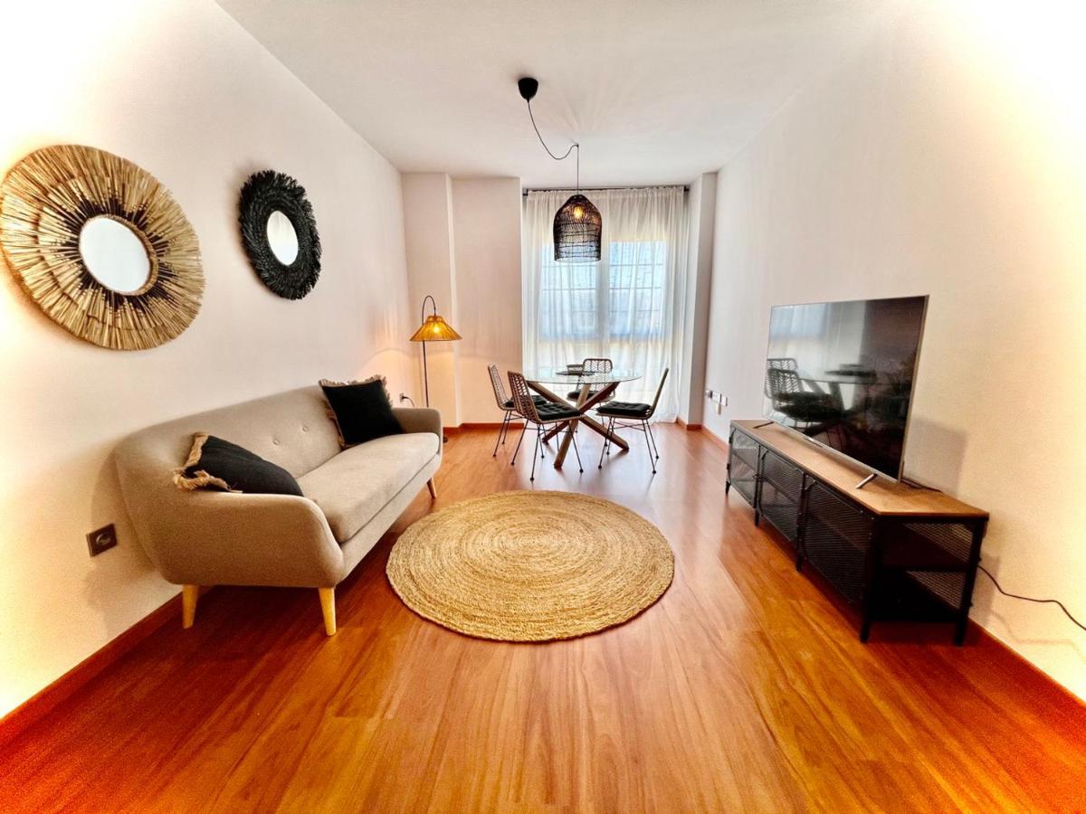 Homely Av Rosaleda Centro Historico Apartamento *