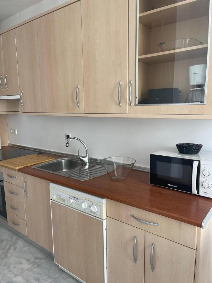 Ancha Del Carmen Apartamento *