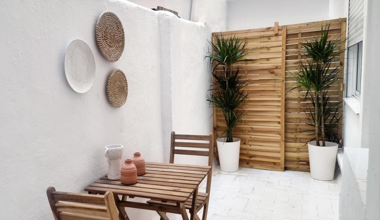 Apartment Peaceful & Bright With Patio - Center *