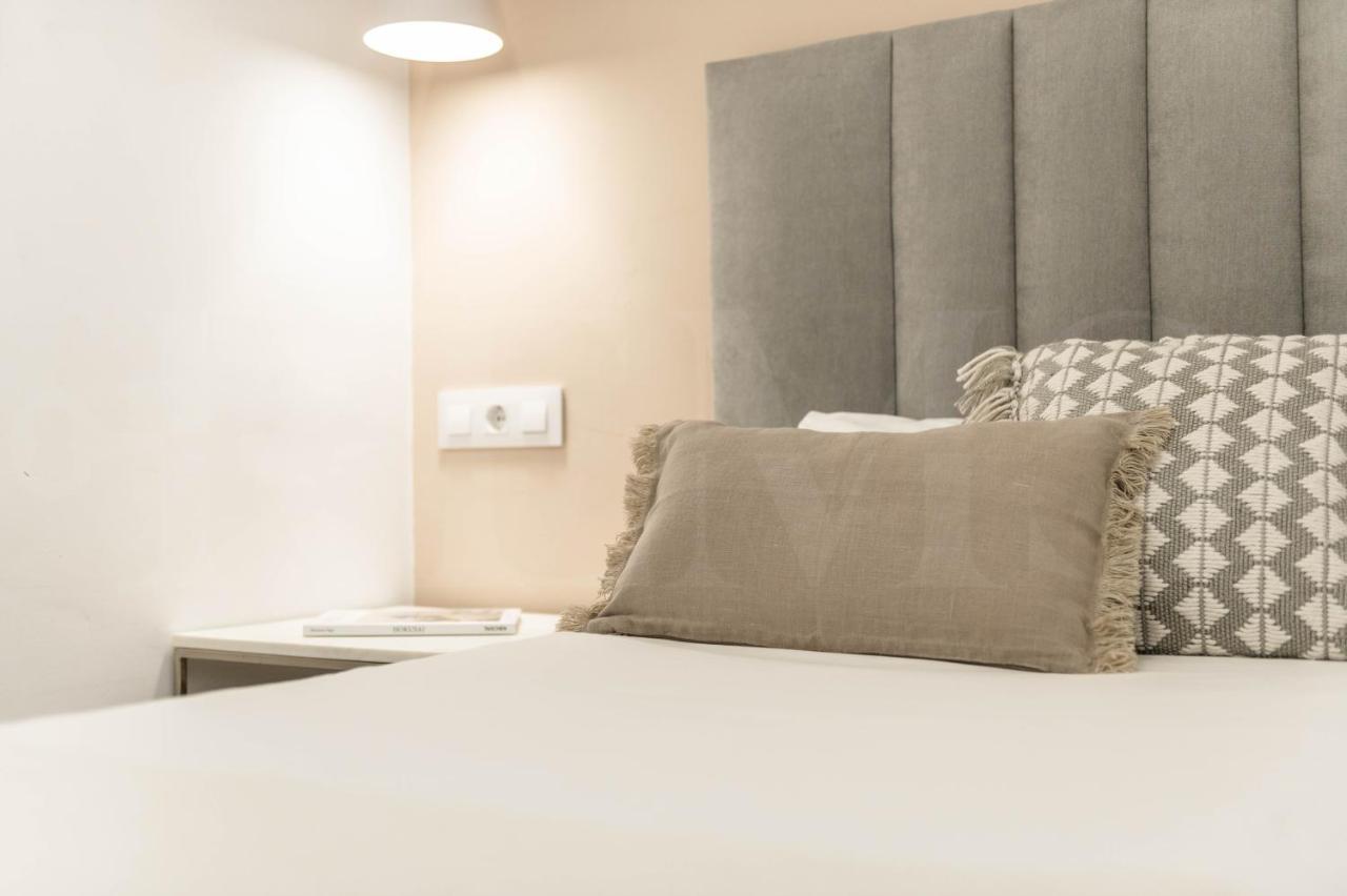 Serene & Spacious - Center By Rems