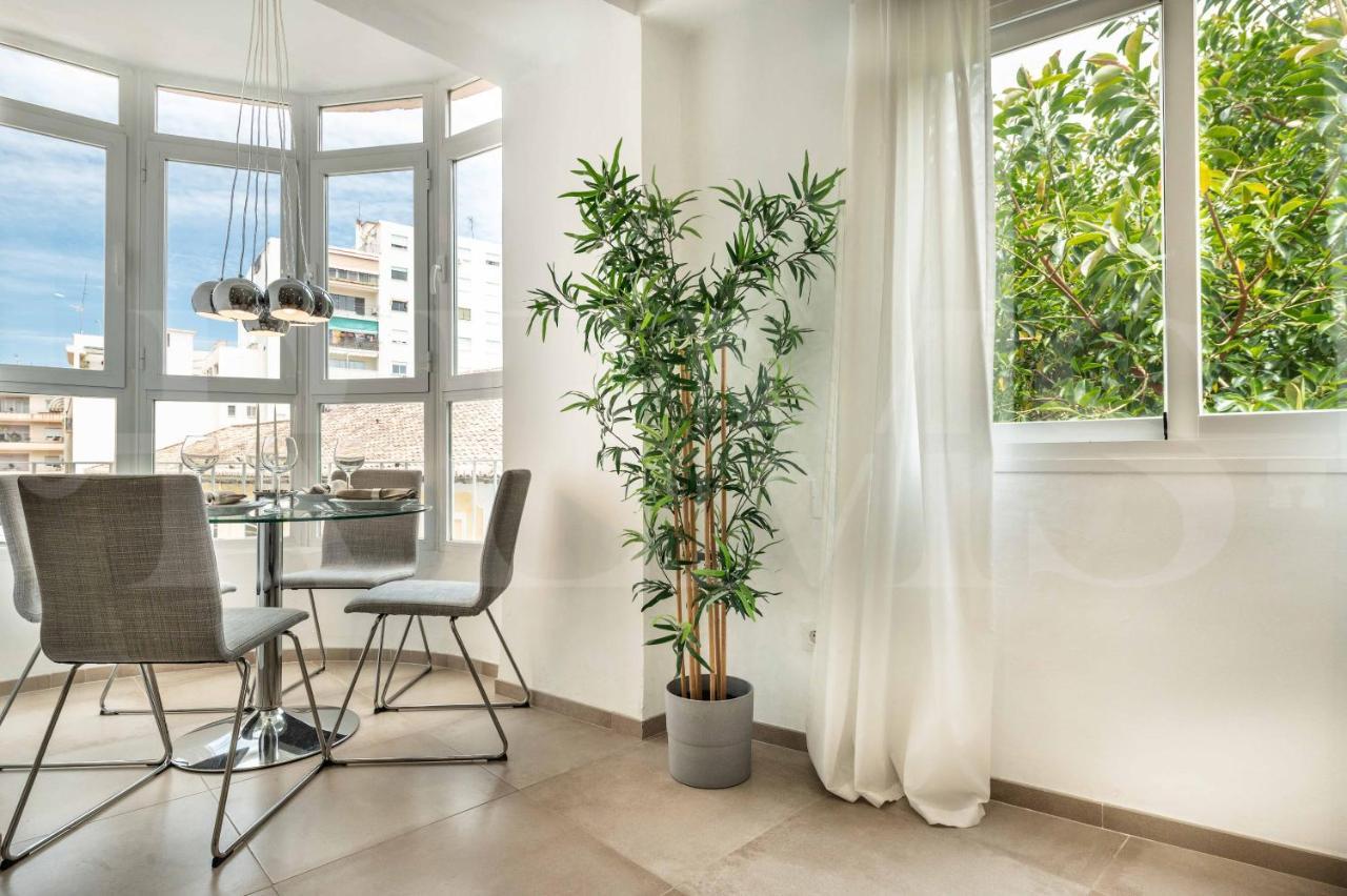 Serene & Spacious - Center By Rems Apartamento