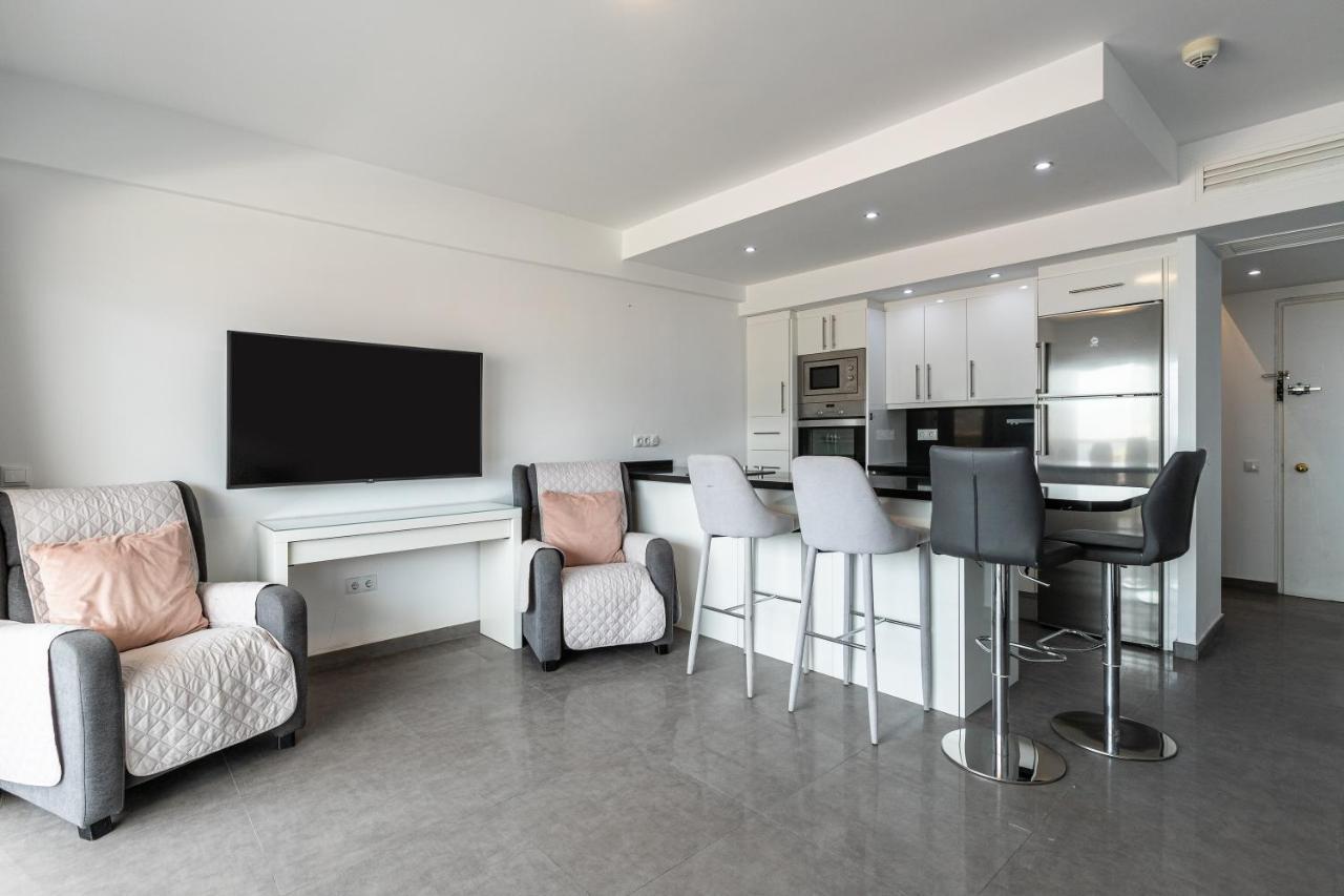 Apartment Penthouse With Private Pool *