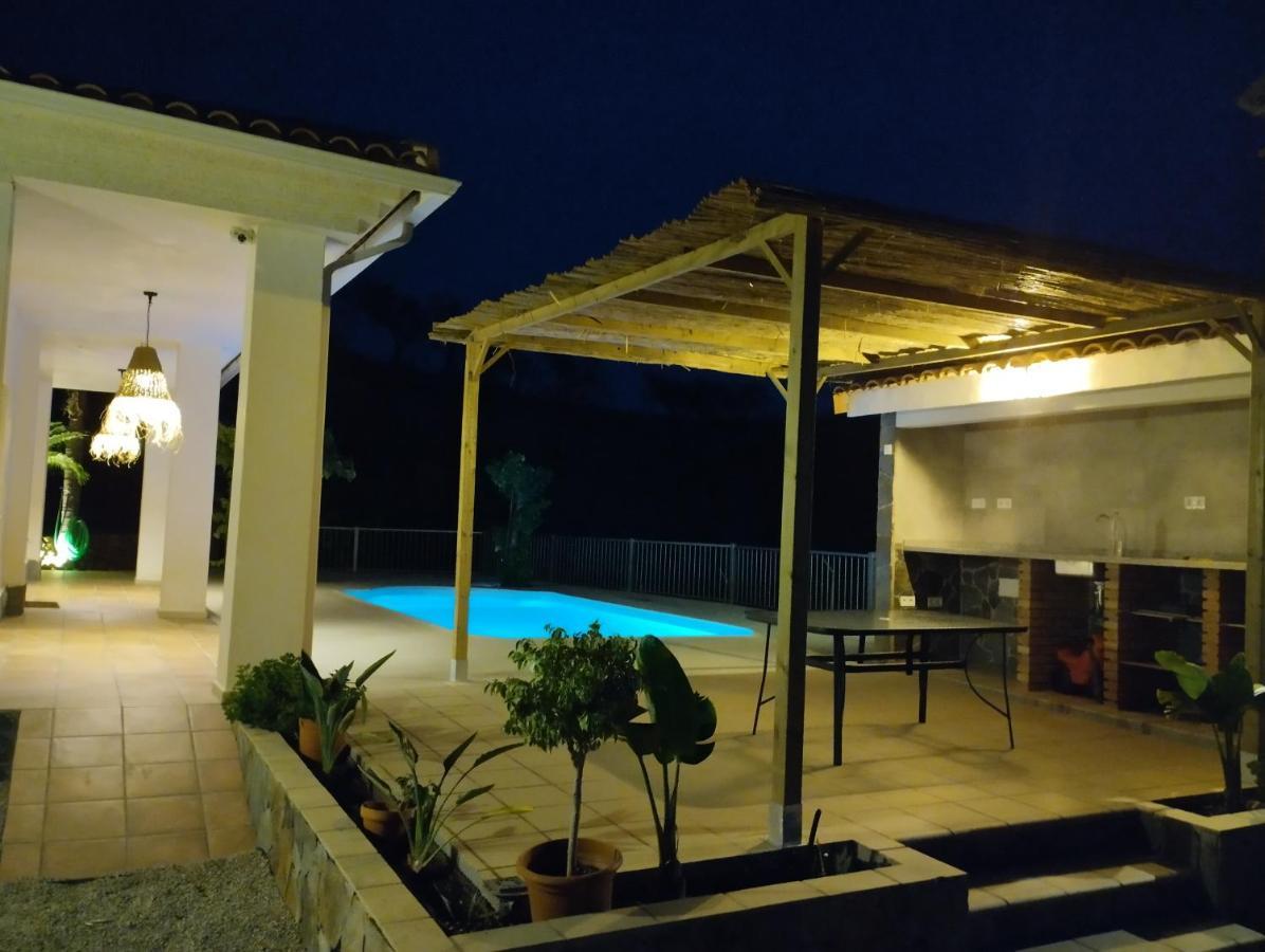 Vinas Villa