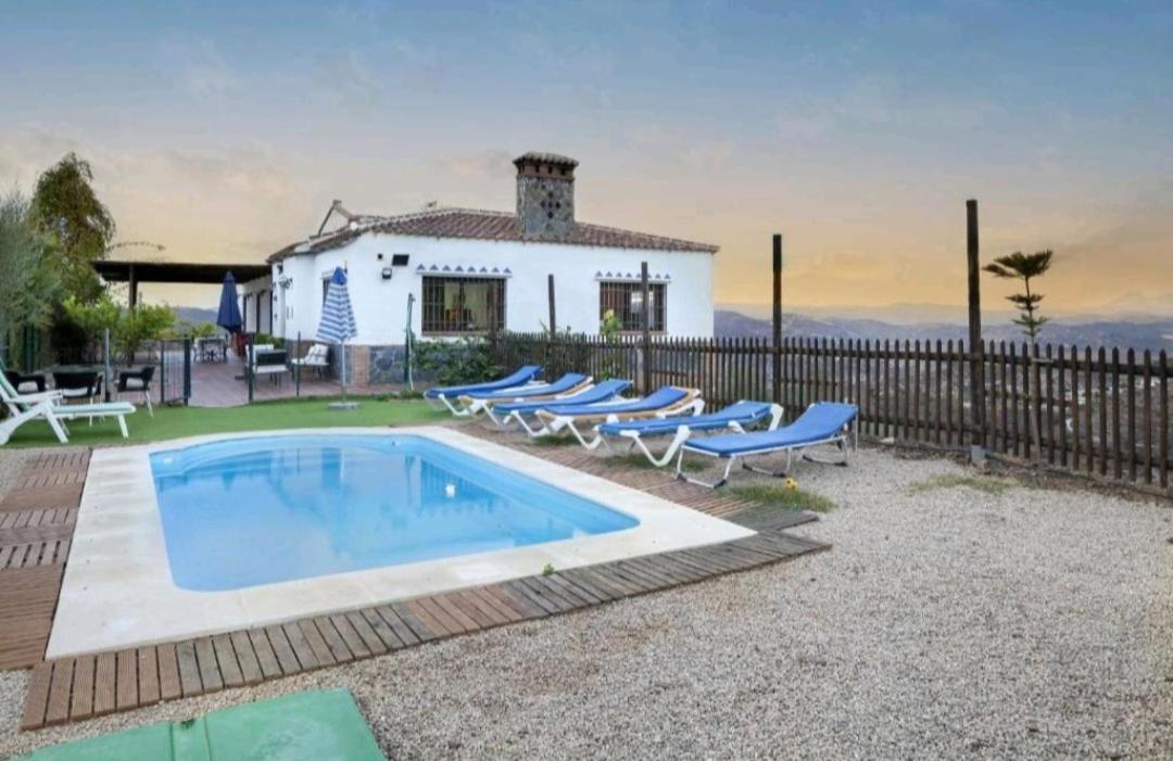 Villa Casa La Vina De La Tireta *