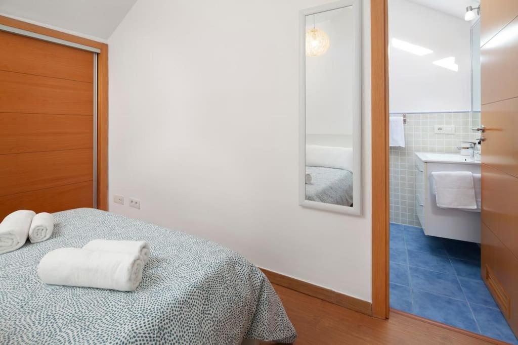 Comodo Apartamento En El Centro De Apartamento *