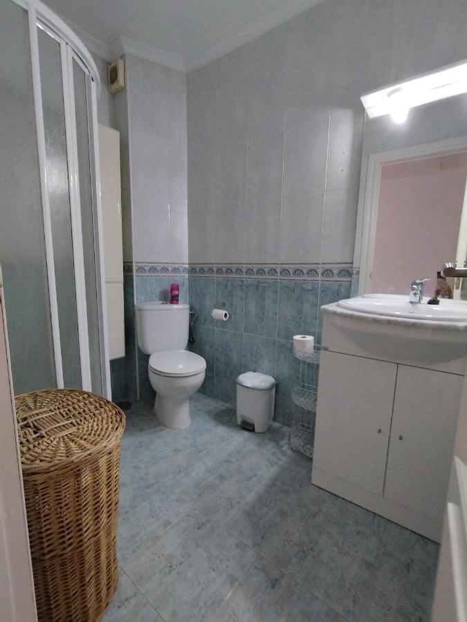 Apartamento Piso Amplio Y Comodo. Málaga