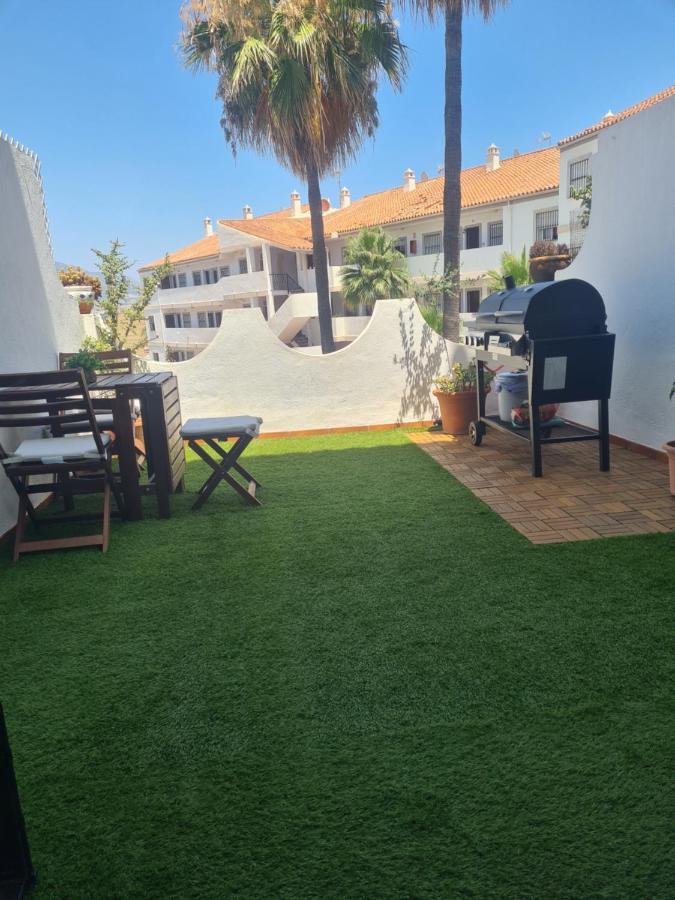 En Mijas Con Terraza, Capacidad 5 Personas Con Piscina De Temporada Apartamento Málaga