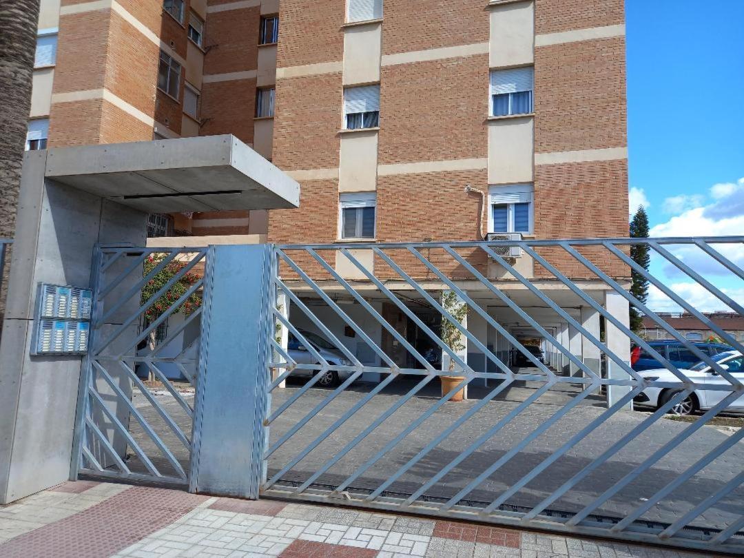 Station Parking Terrace With Sun Apartamento Málaga