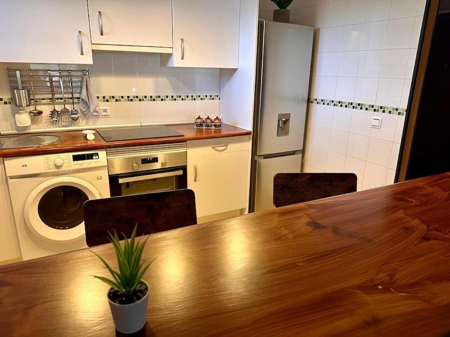 Encantador Vista Golf, Grande Terraza Apartamento Málaga