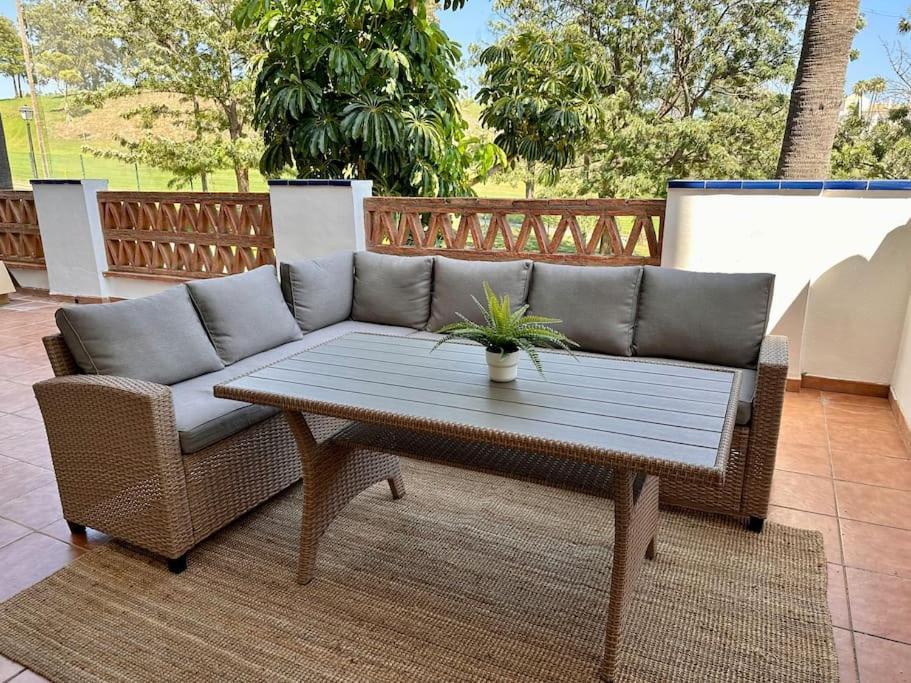 Encantador Vista Golf, Grande Terraza Apartamento *
