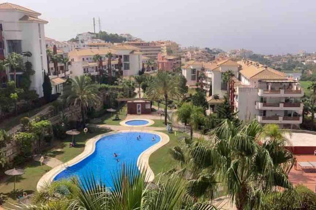 Encantador Vista Golf, Grande Terraza