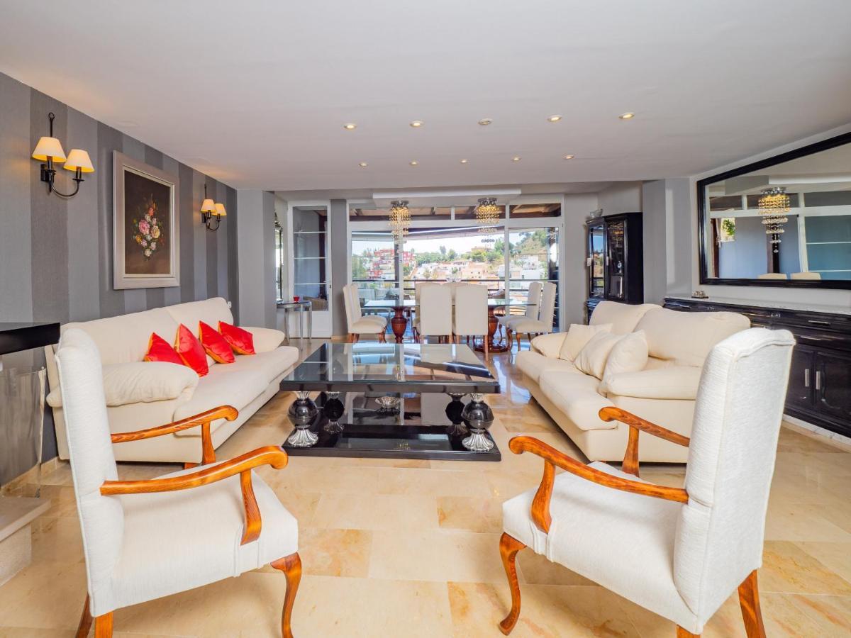 Cubo's Gibralfaro Townhouse Holiday home