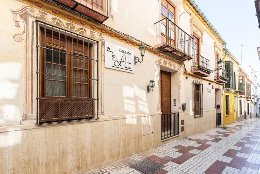 Apartment 5. Casa De Alma. In Historic House