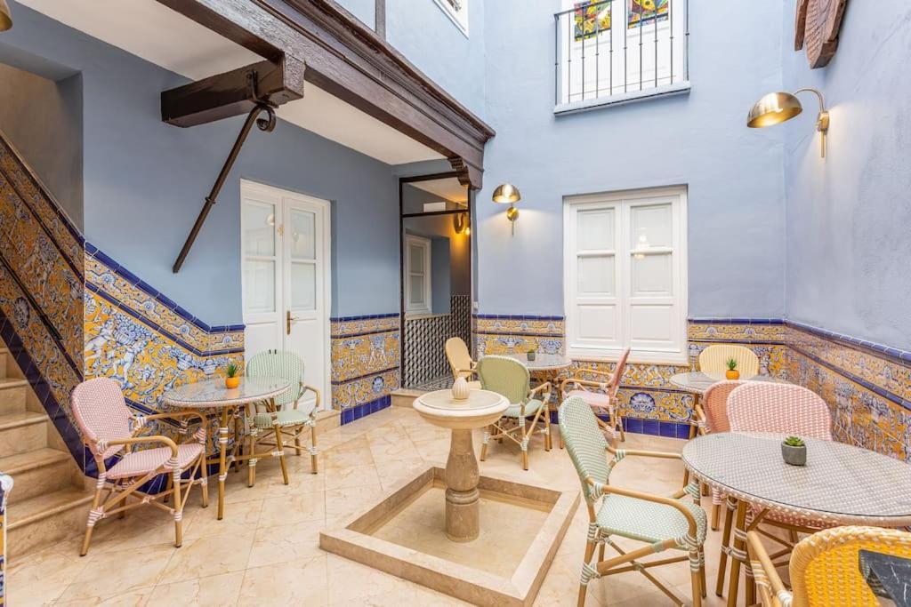 5. Casa De Alma. In Historic House Apartment Malaga