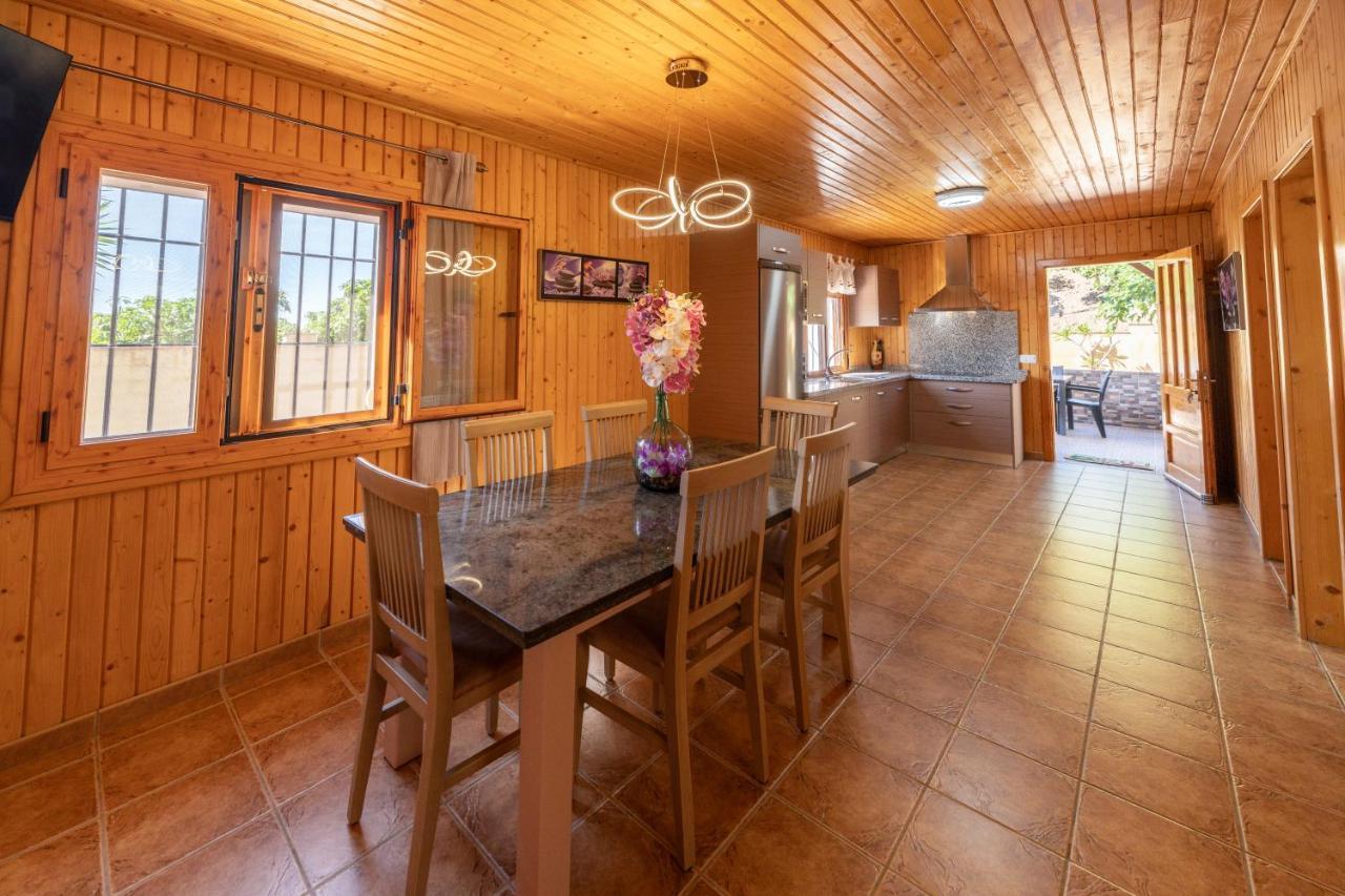 Holiday home El Majao, Semi Heated Pool, Private
