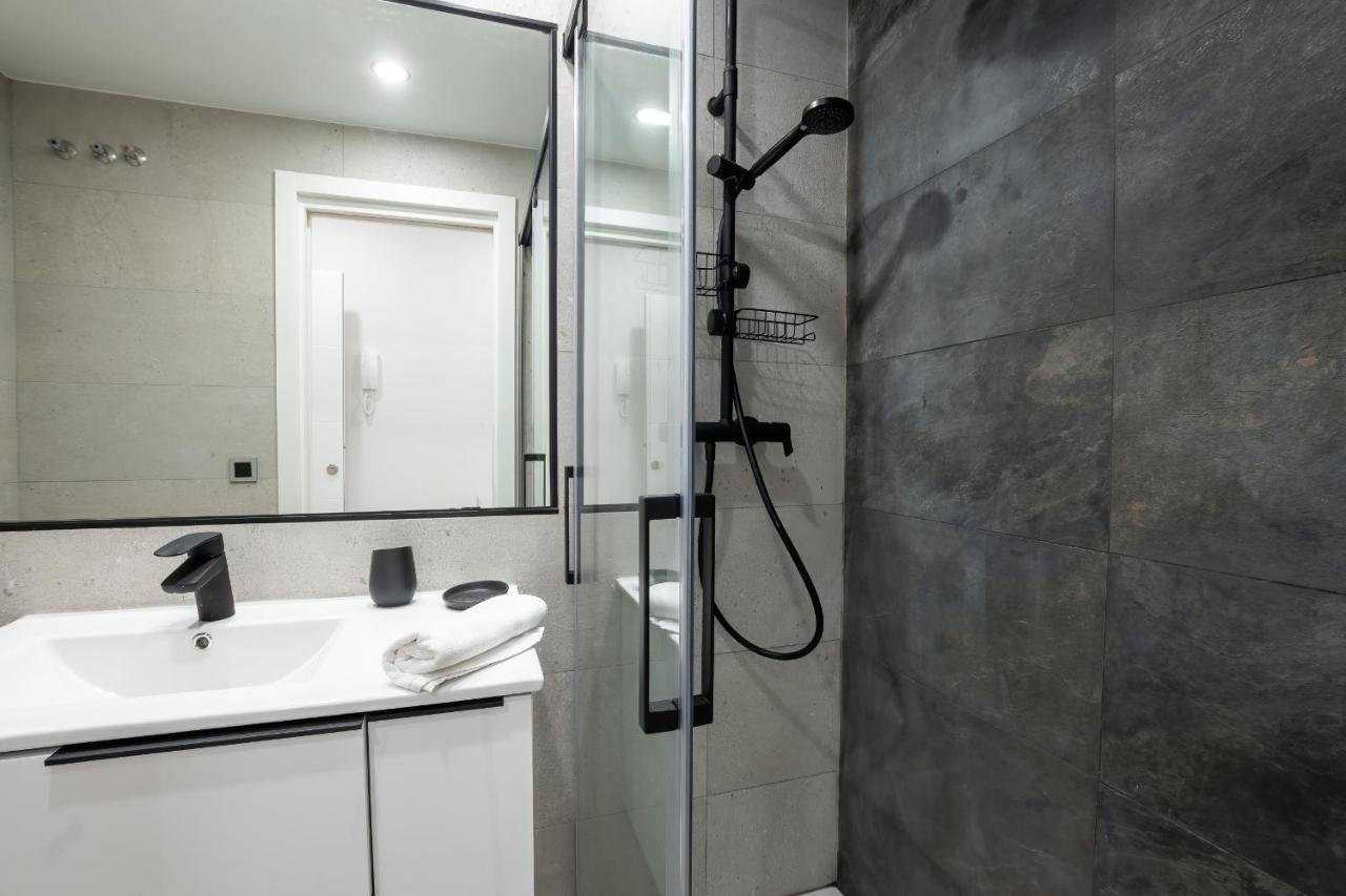 La Malagueta By Sharingco - Estudios Y Premium En Muelle Uno Apartamento Málaga