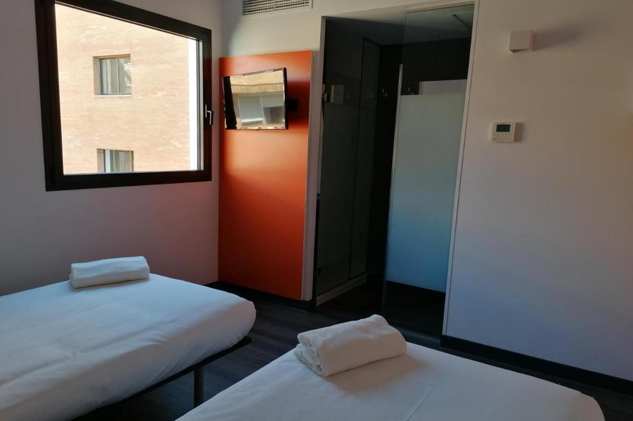 Easyhotel Centre Pensión *