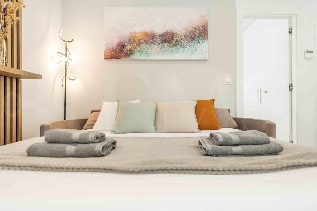 Tranquil & Bright With Parking By Rems Apartment