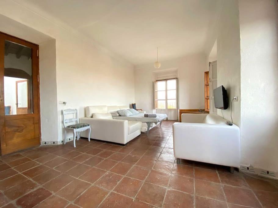 Villa Con Preciosas Vista A Capital *