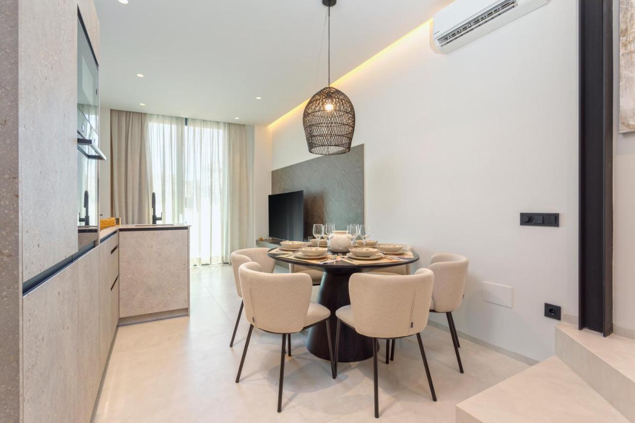 Magnificent Renovated 2bd 2bth Duplex With Terrace - Centre Apartamento Málaga