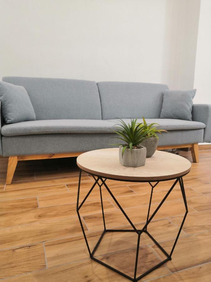 & Renovated 3-bedroom Flat Apartamento *
