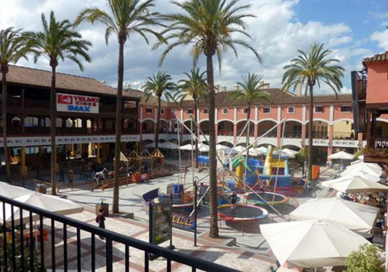 Bonito En La Playa, Guadalmar. Apartamento *