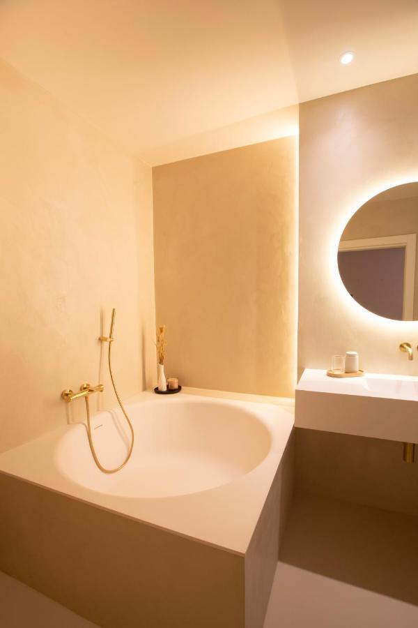 Alux Boutique Hotel 2*