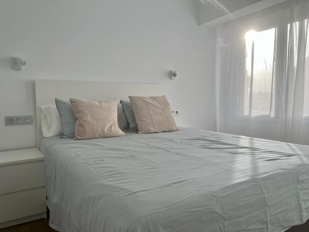 Malagueta 1 Linea De Playa Apartment Malaga