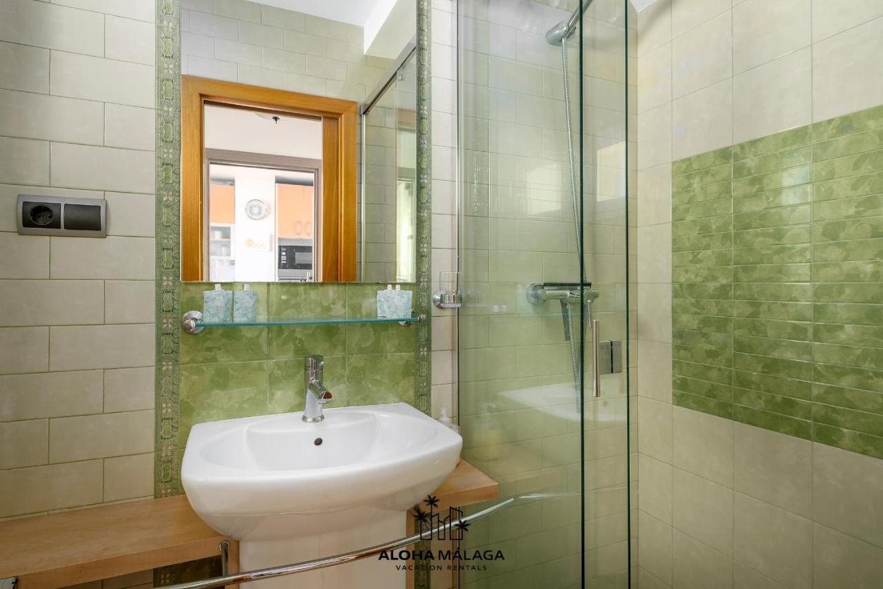 Lucila Beachfront Pedregalejo By Alohamalaga Apartamento