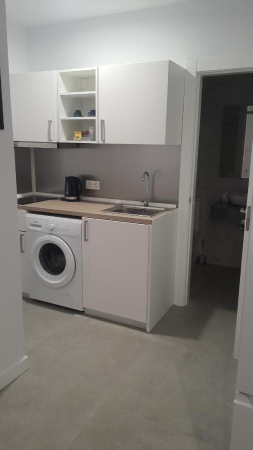 Apartamento Fantastico Piso A 5 Minutos De La Estacion De Bus Y Tren A Metros De La Playa