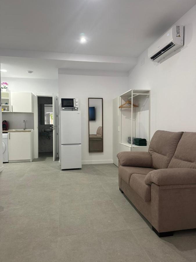 Apartamento Fantastico Piso A 5 Minutos De La Estacion De Bus Y Tren A Metros De La Playa *