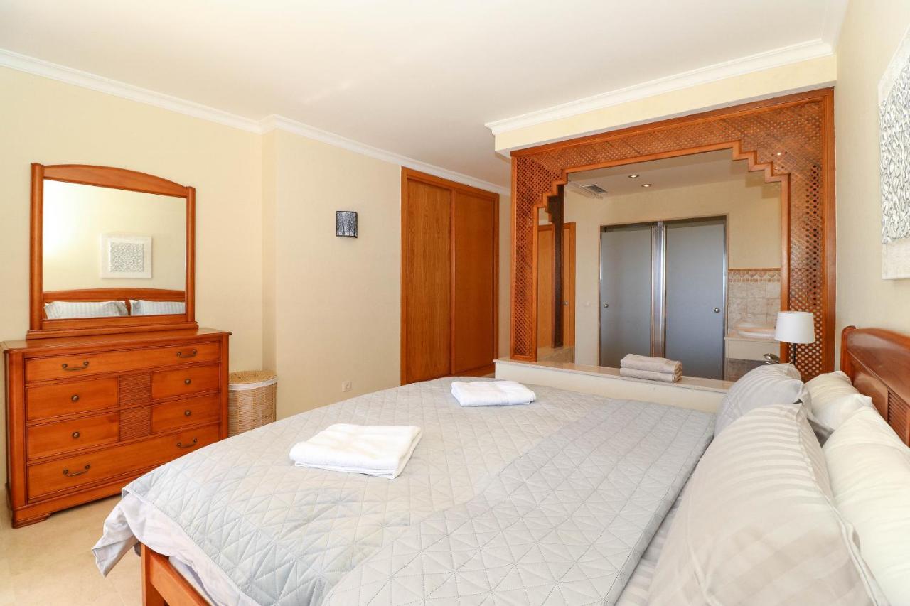 Malibu B3 Luxury 2br By Rafleys, Paronamic Sea Views * Malaga
