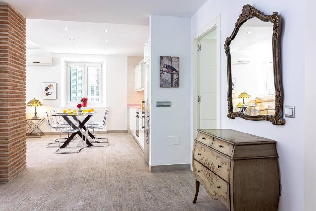 Felix Saenz Apartments! *