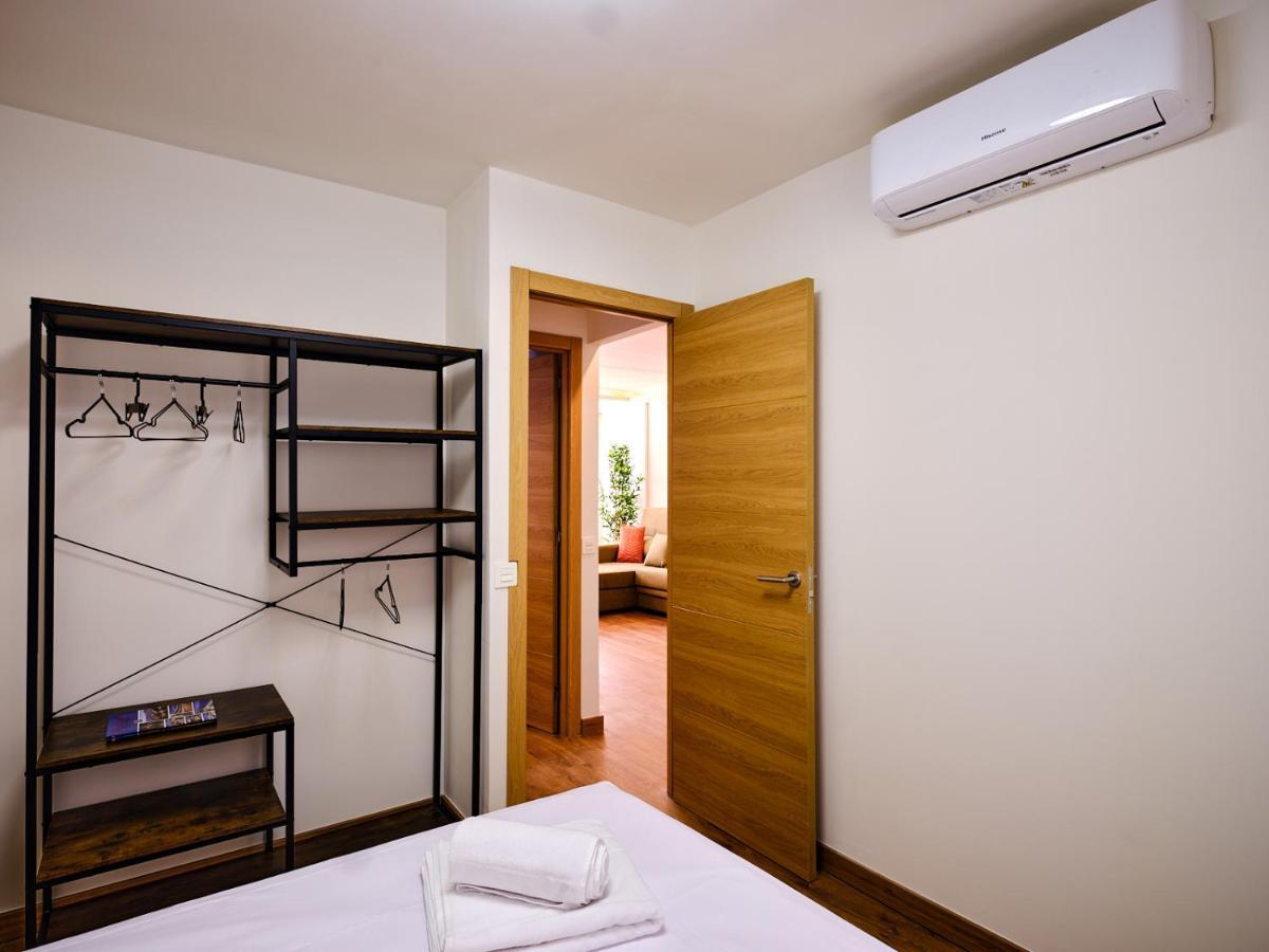 Leo Home- Bright & Centric 3 Bedrooms With Private Parking Inside * Málaga