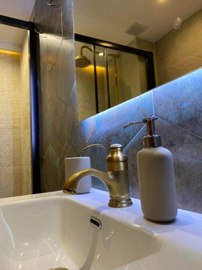 Leo Home- Bright & Centric 3 Bedrooms With Private Parking Inside Apartamento Málaga