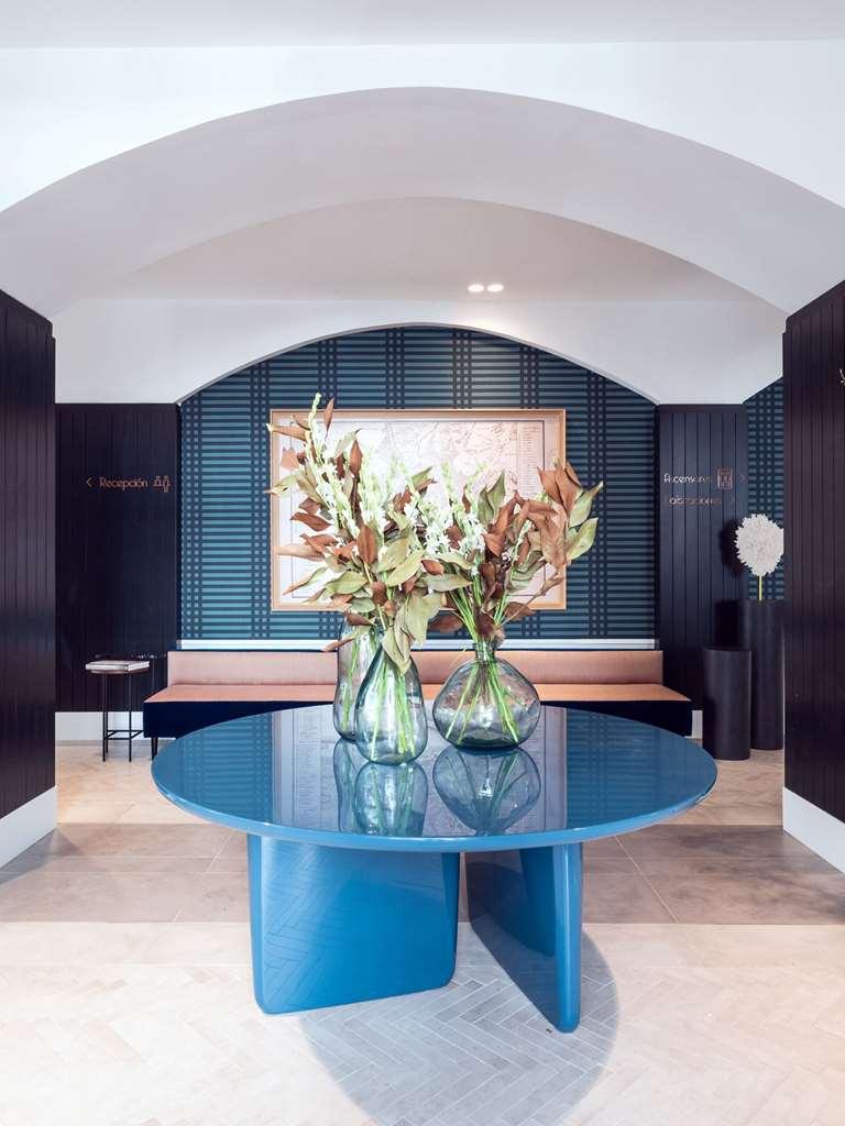 Soho Boutique Colón Hotel 4*