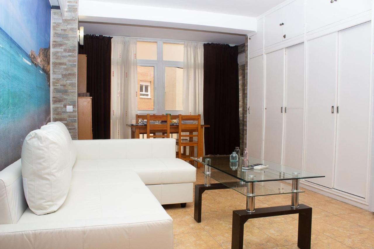 Apartamento Malagueta, Primera Linea De Playa Málaga