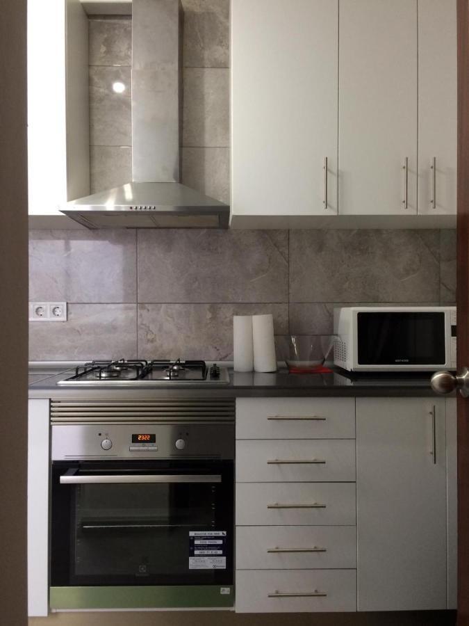 Ayala Apartamento *