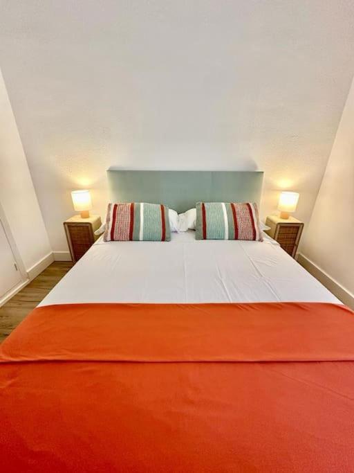 Apartamento Piso Con Parking Cerca De La Playa En La Malagueta *