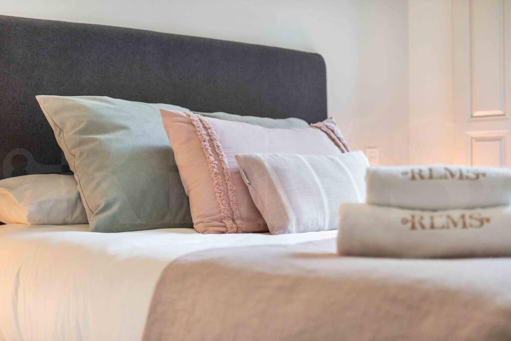 Luxurious In Center With Parking By Rems * Málaga