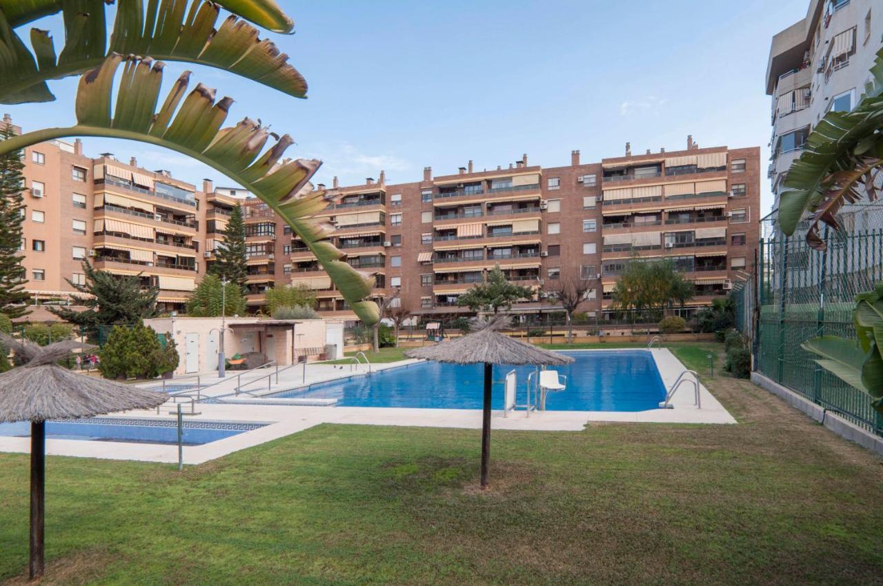 Oeste Parking-wifi-piscina *