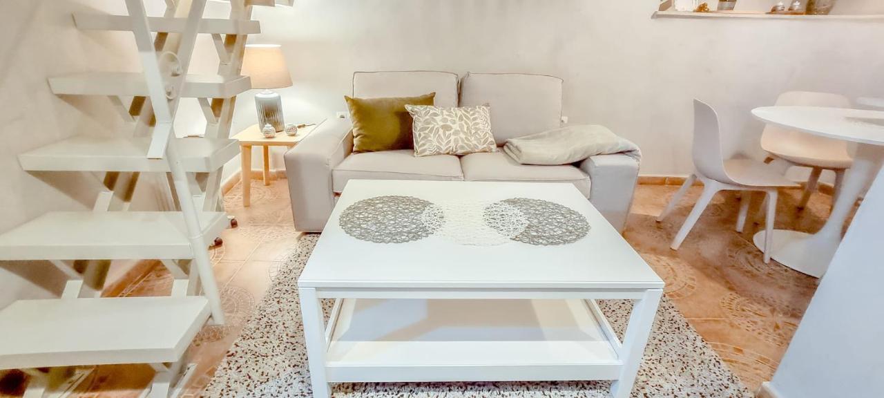 Molinillo 2 Bedrooms In Center