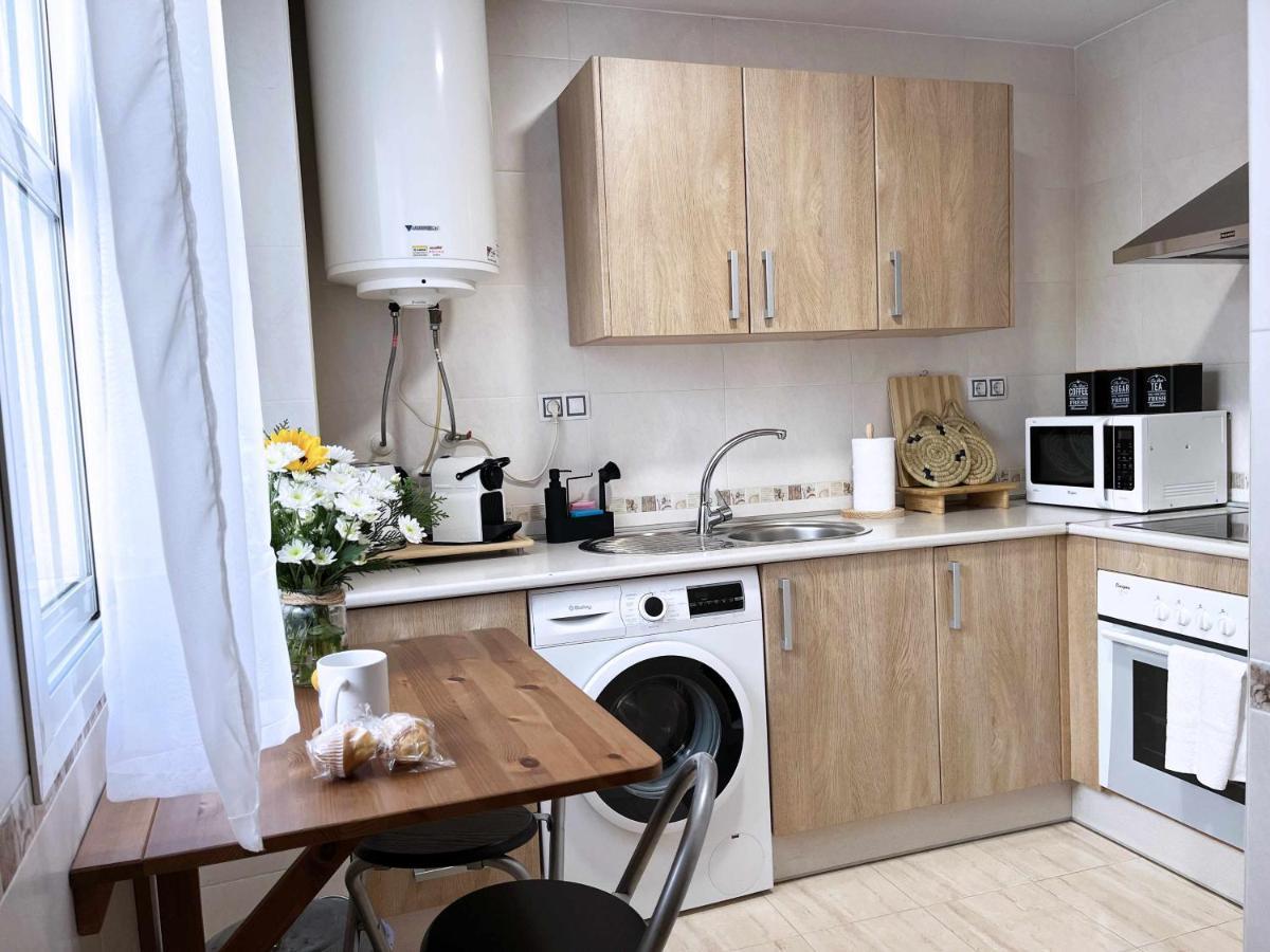 Apartment La Pereta Immaculate Quiet House, Free Parking