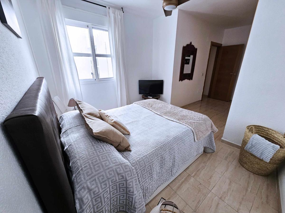 La Pereta Immaculate Quiet House, Free Parking Apartment Malaga