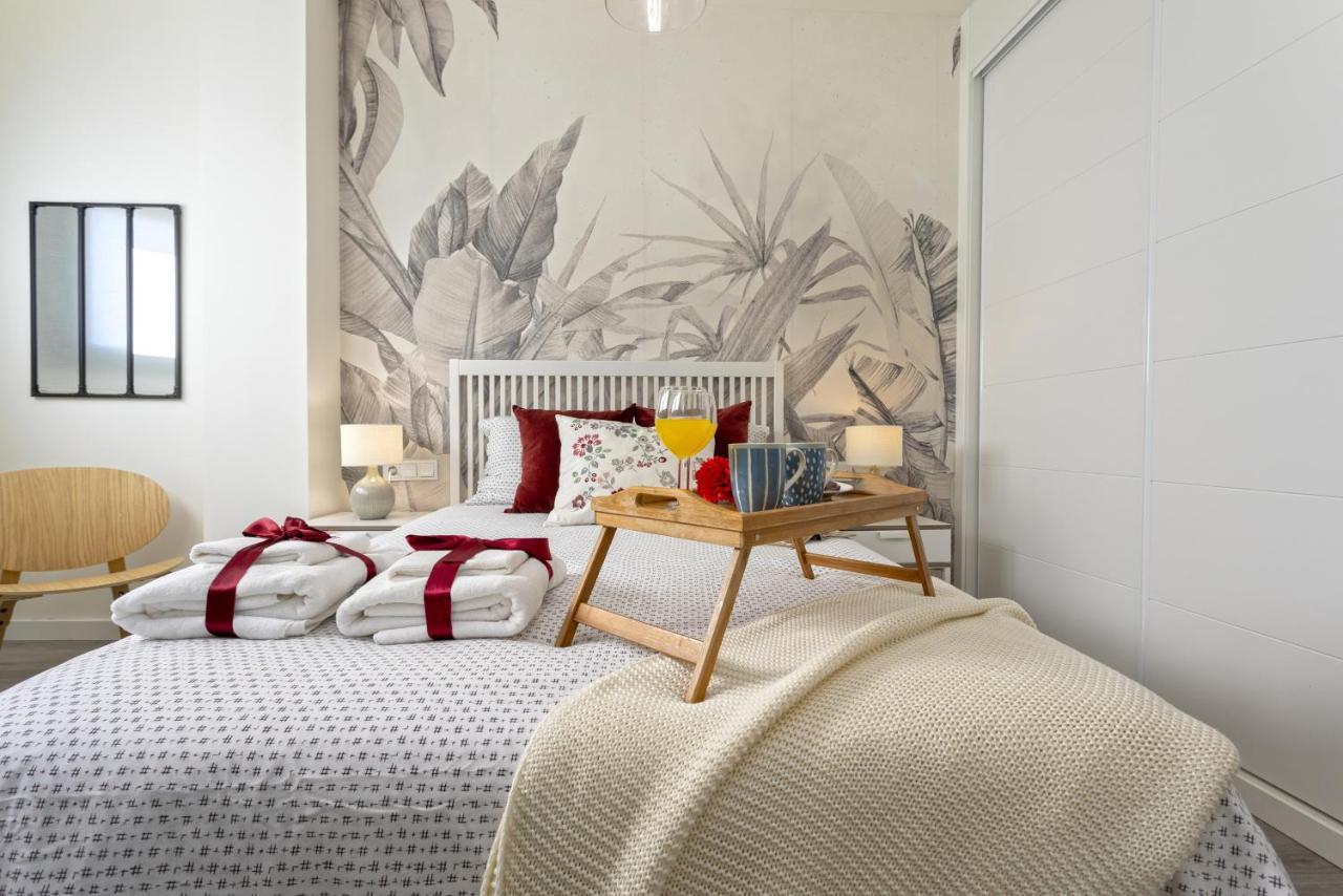 -malagasunapts-centre Pool&parking Bus-train Station Apartamento